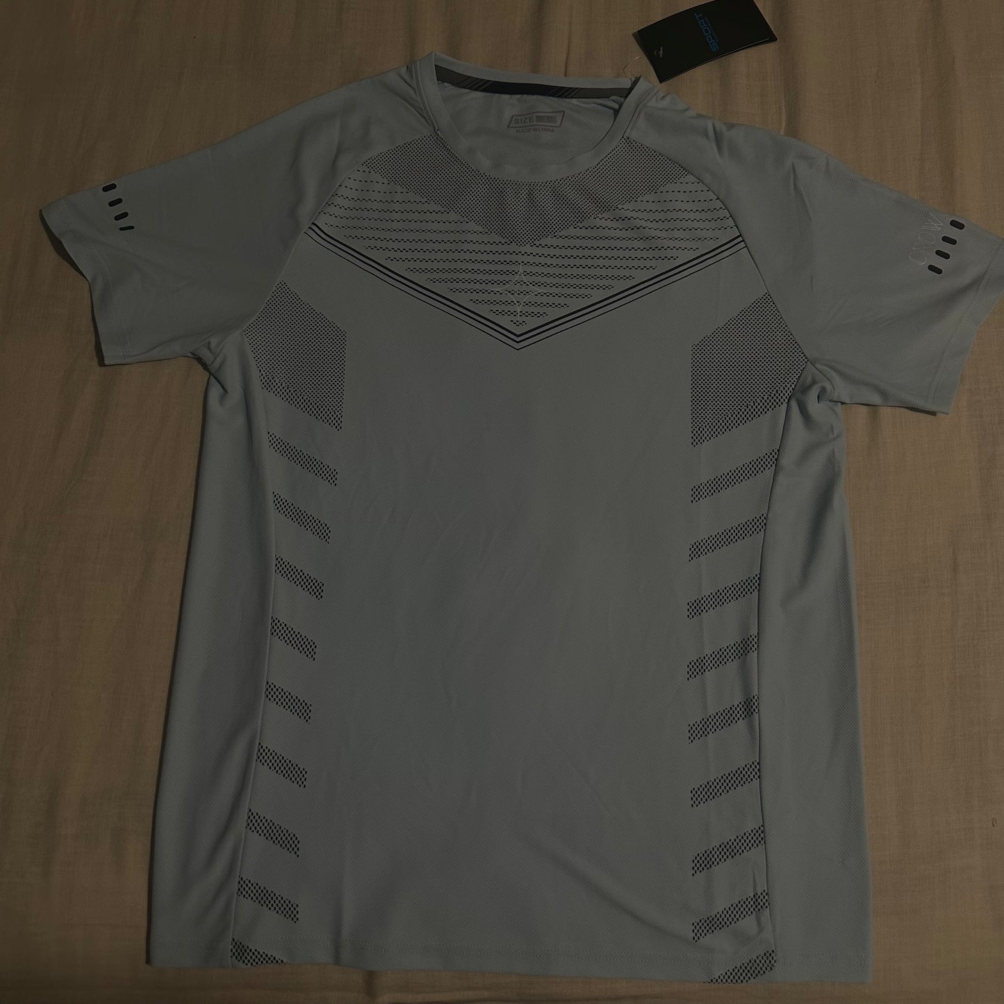 Athletic shirt